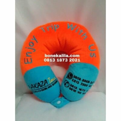 jual souvenir bantal leher promosi